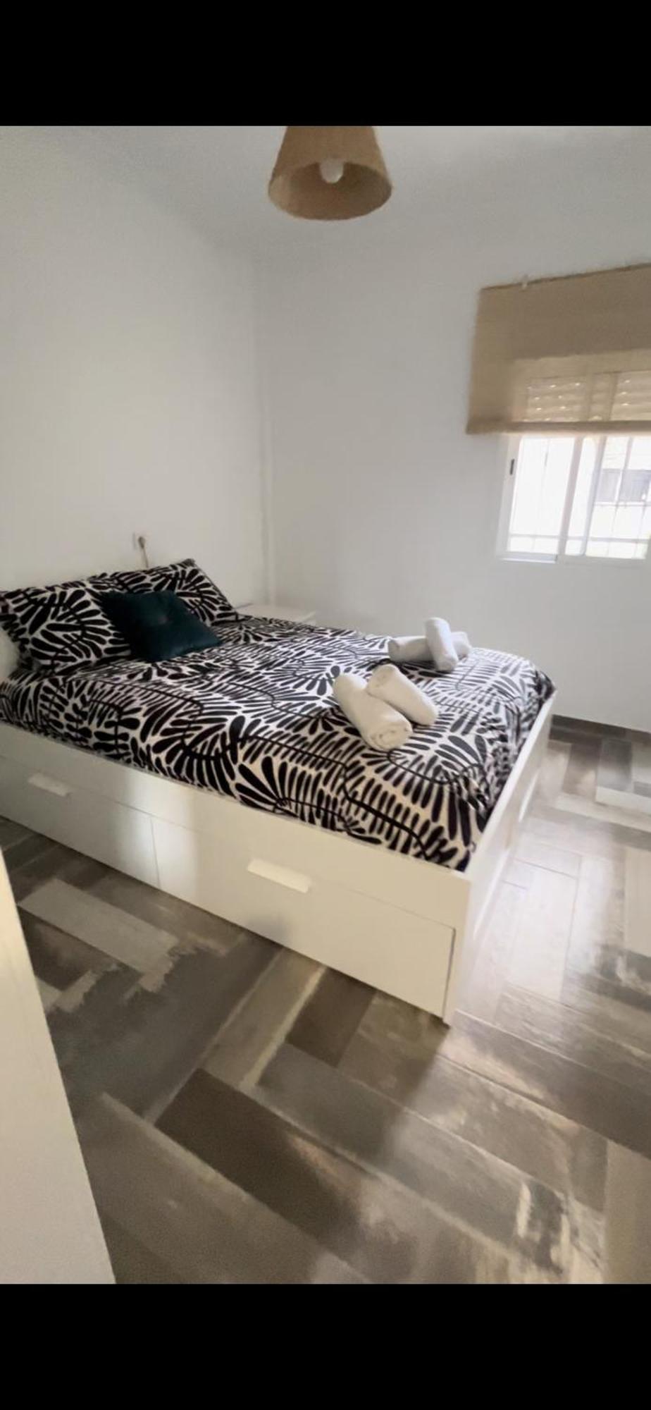Lovely Rooms En Piso Compartido Sewilla Zewnętrze zdjęcie