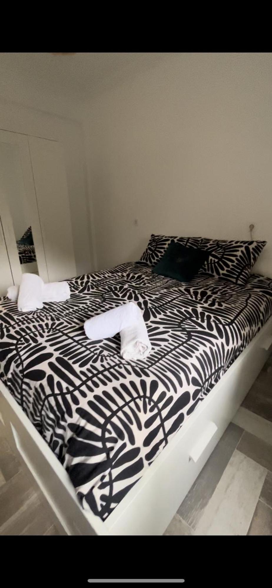Lovely Rooms En Piso Compartido Sewilla Zewnętrze zdjęcie